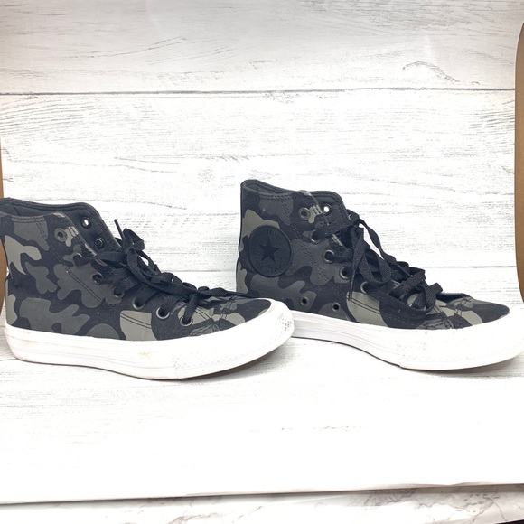 womens camo converse shoes